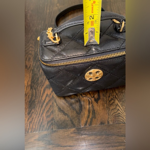 Tory Burch Willa Mini Vanity Bag Quilted Crossbody Shoulder Black Leather NWT - Picture 12 of 15